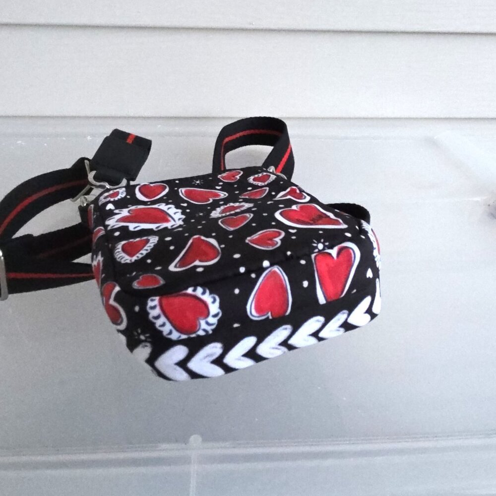 NWT Love Brighton Hearts and Flutter Utility Crossbody bag - Picture 13 of 15